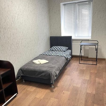 Апартаменты Проспект Победы 101 Tsjernihiv Buitenkant foto