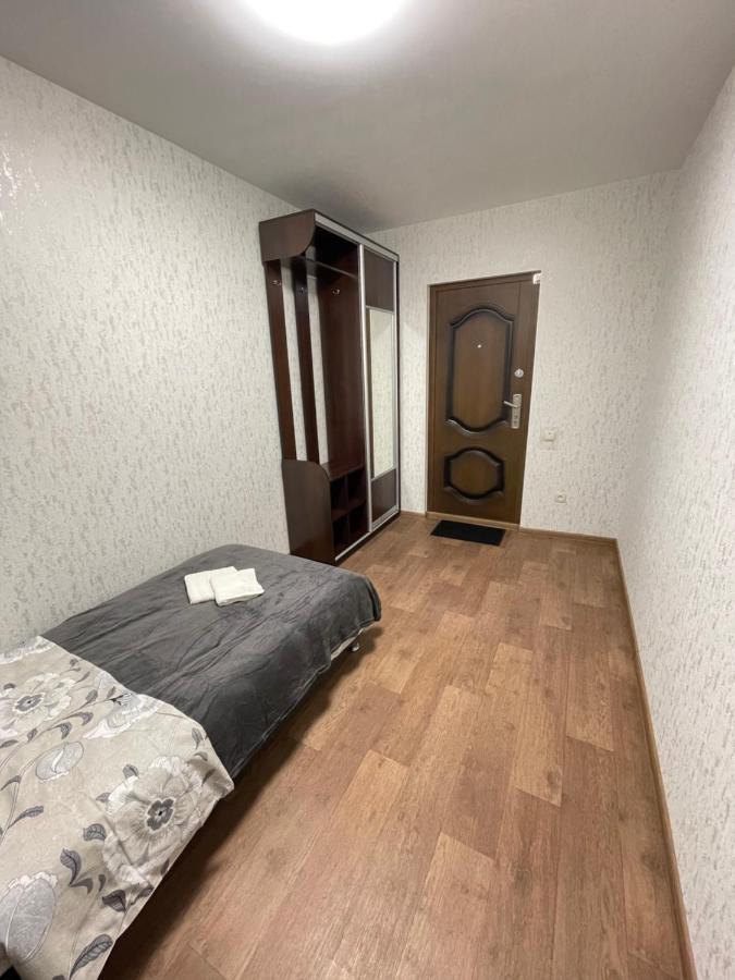 Апартаменты Проспект Победы 101 Tsjernihiv Buitenkant foto