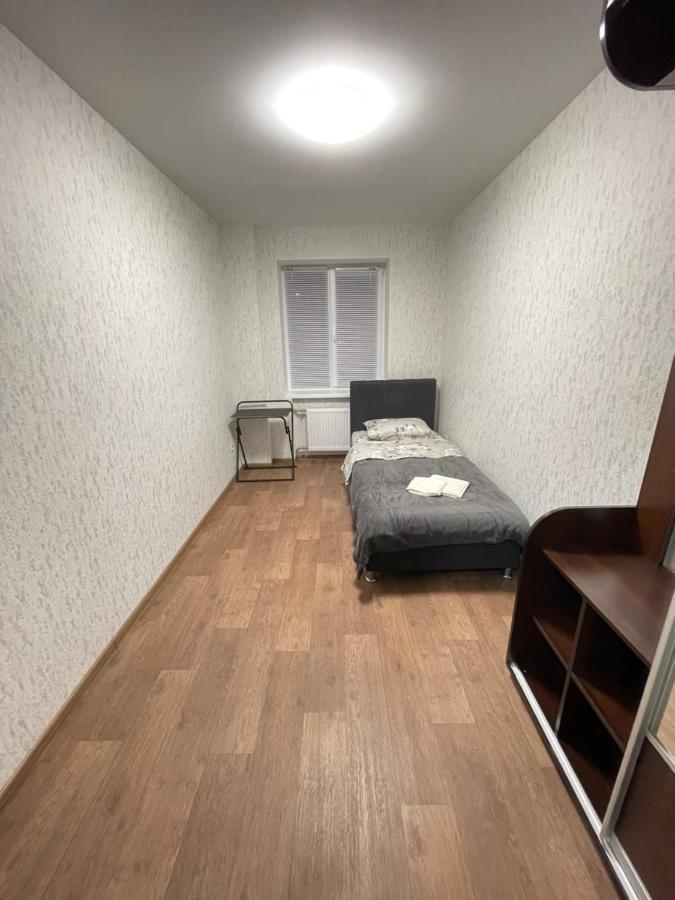 Апартаменты Проспект Победы 101 Tsjernihiv Buitenkant foto