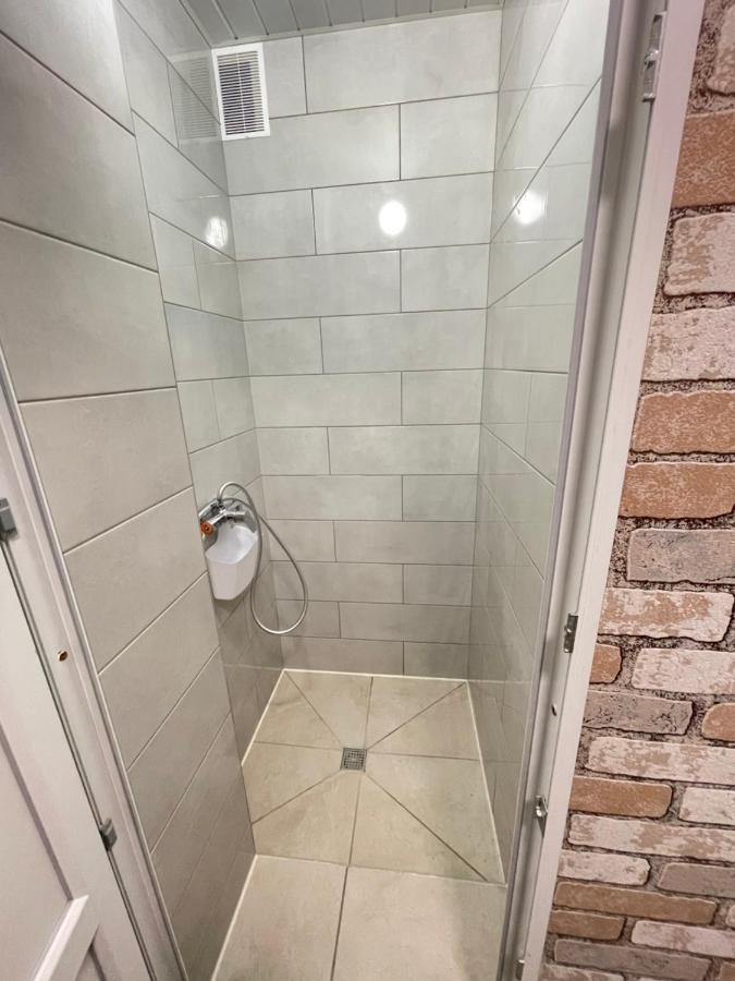 Апартаменты Проспект Победы 101 Tsjernihiv Buitenkant foto
